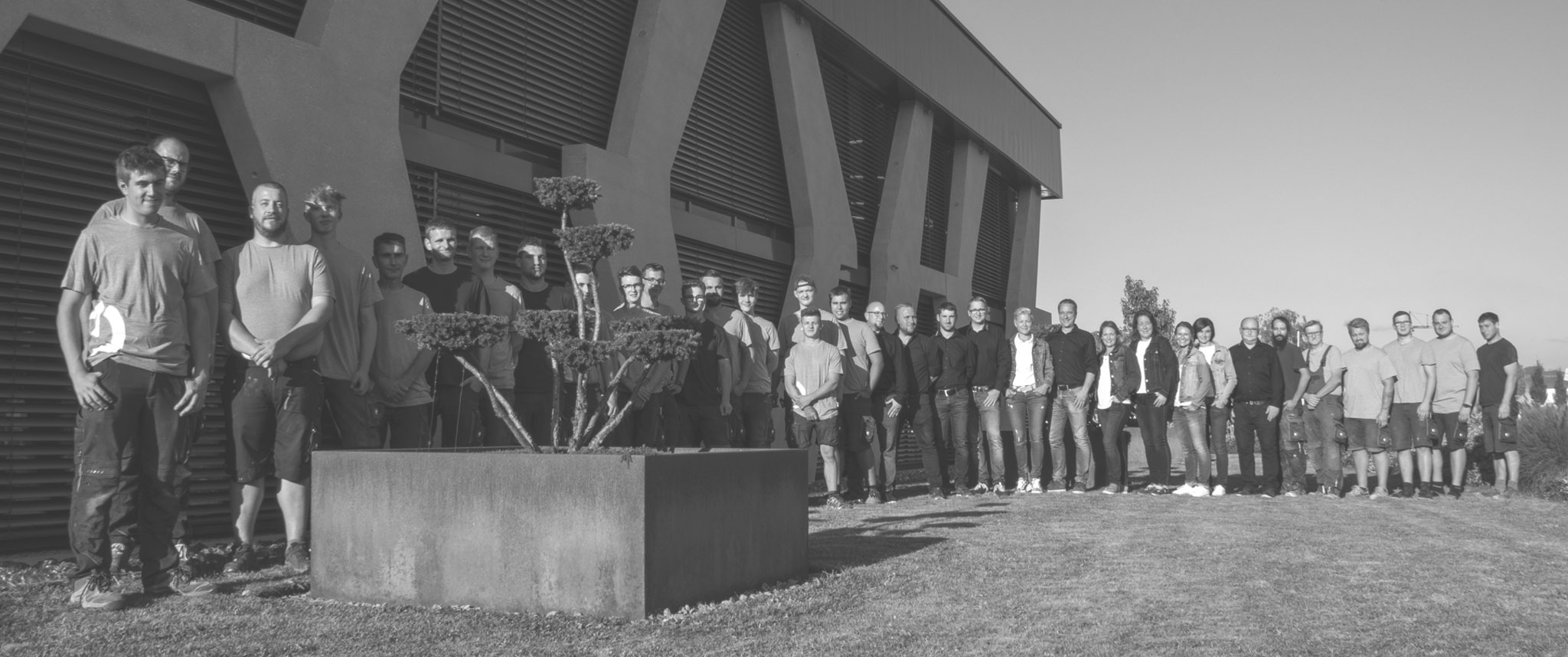 Team_outdoor_grey 01